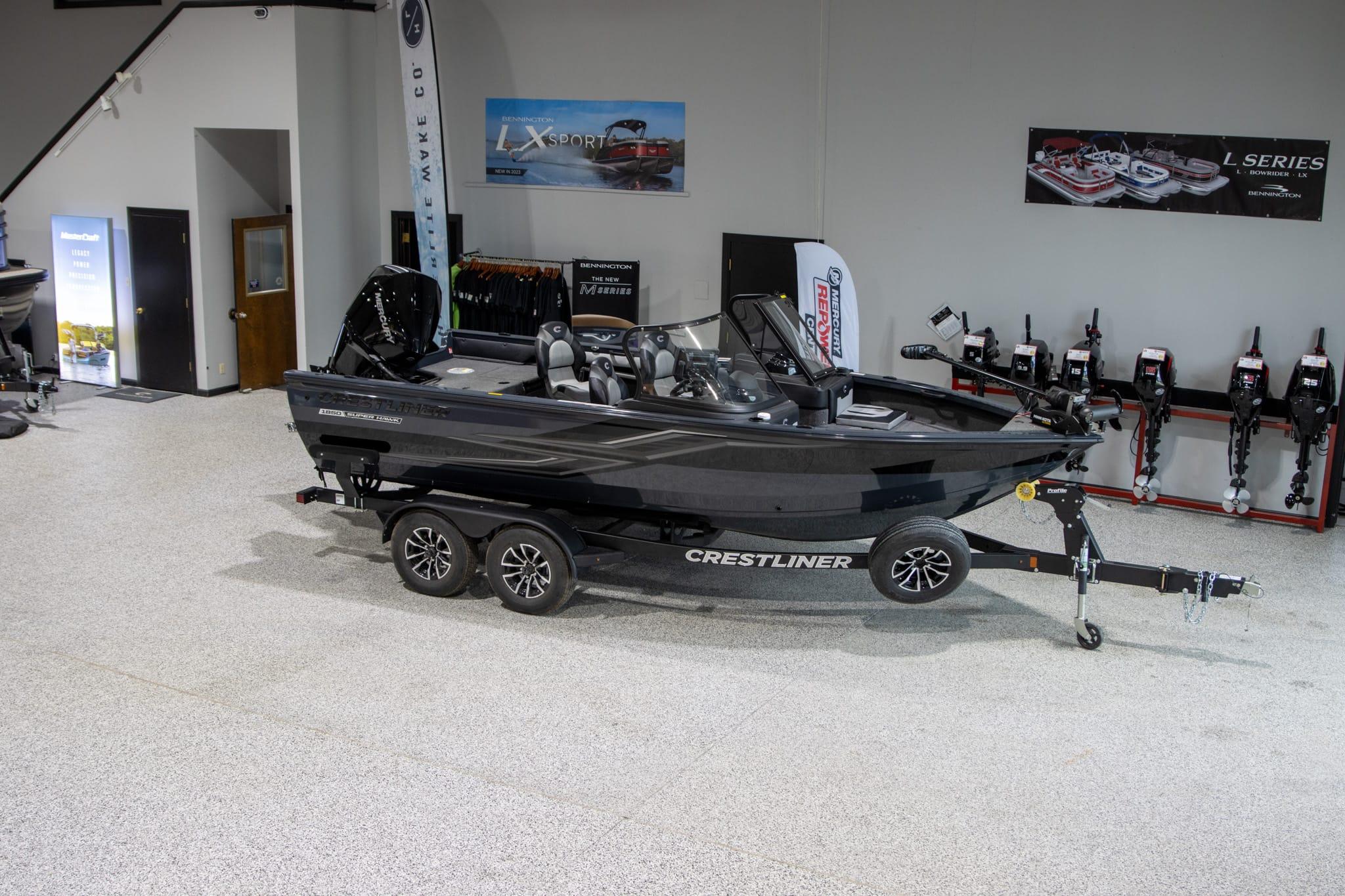 2025 Crestliner 1850 Super Hawk