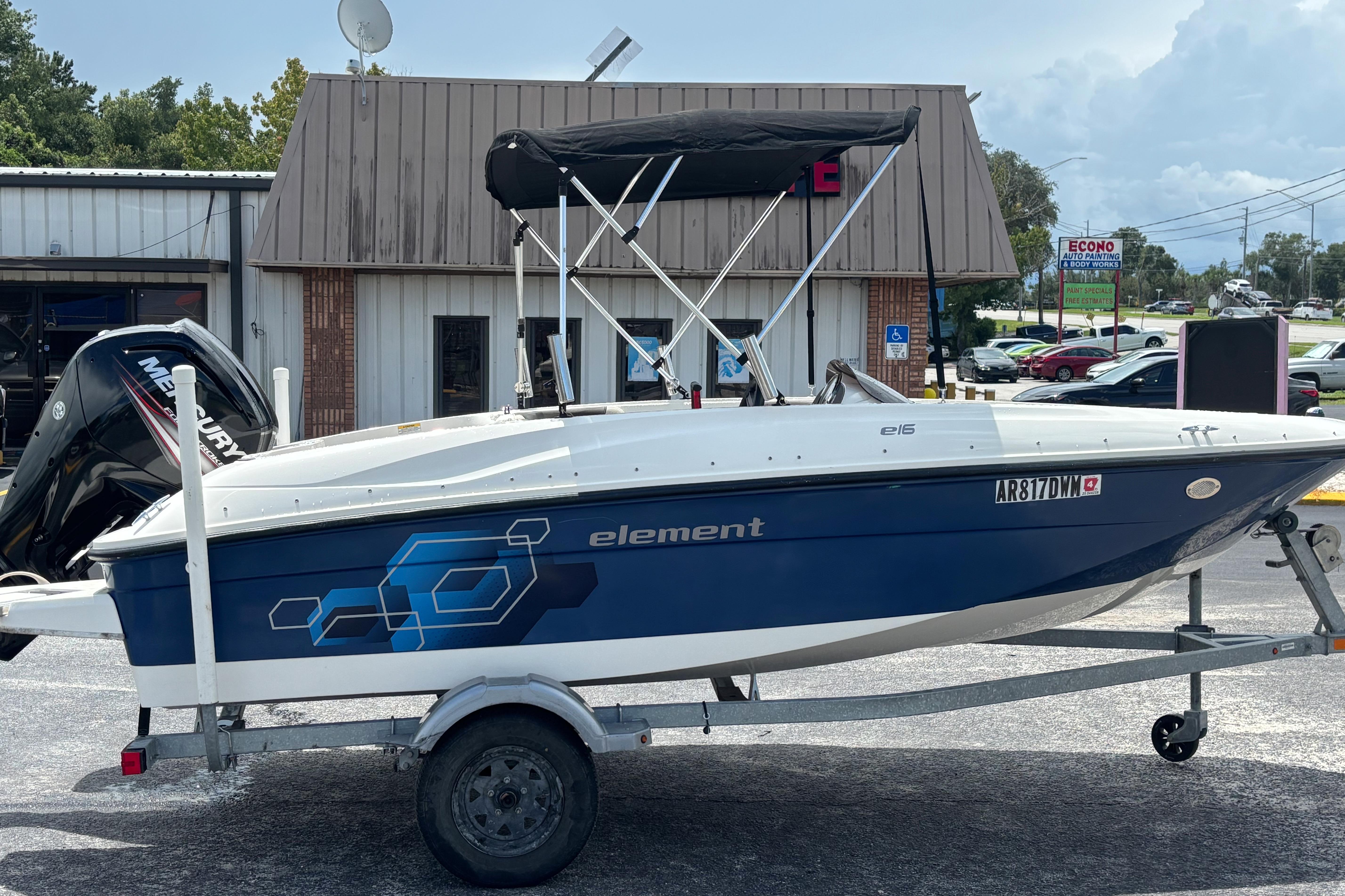 2018 Bayliner Element E16