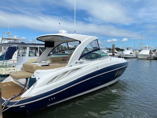 Cruisers Yachts 350 Express