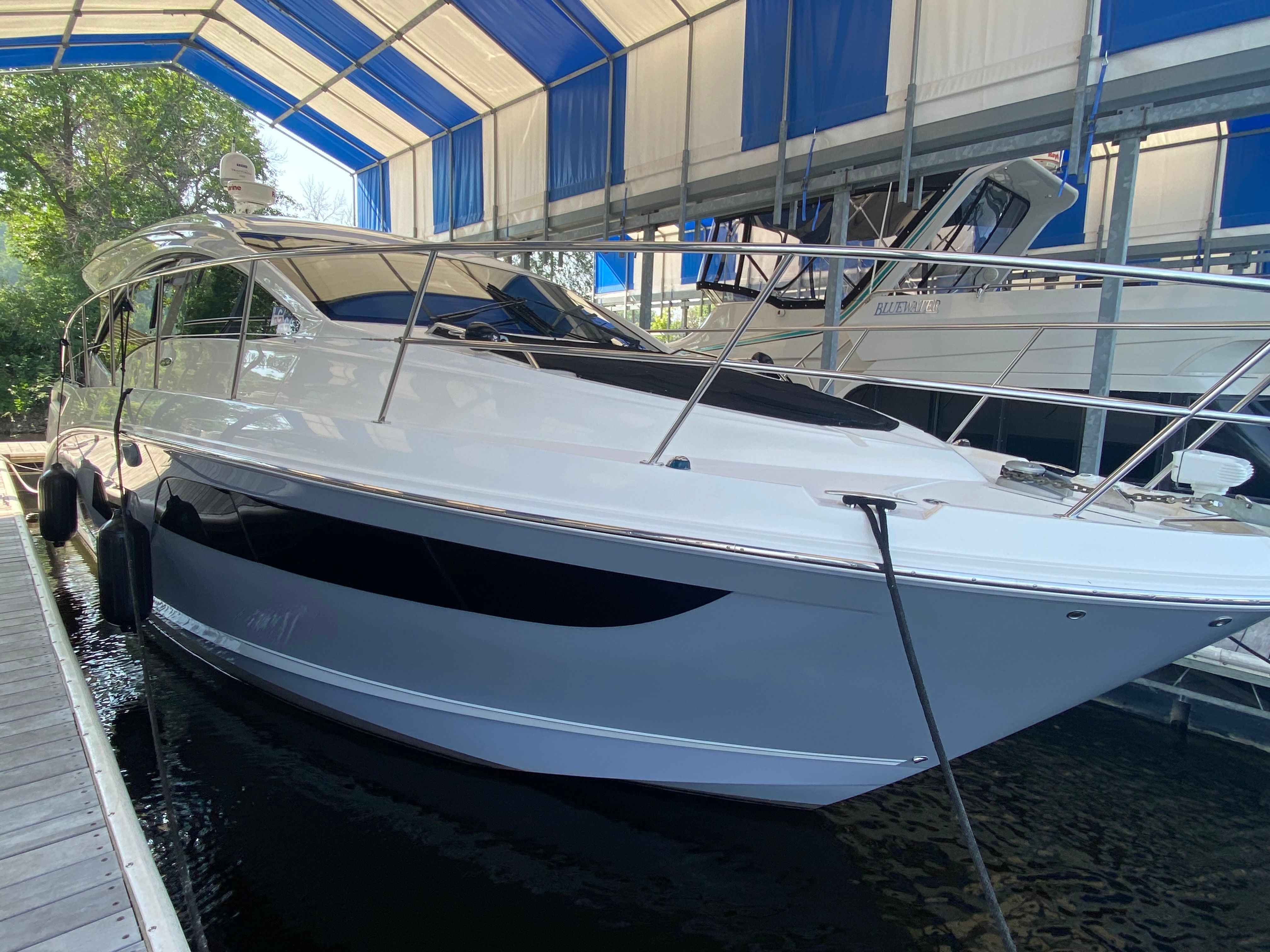 2016 Sea Ray 400 Sundancer
