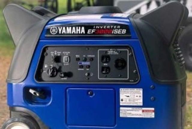 Yamaha Boats Ef3000iseb 3000 Watt Generator " With BOOST"