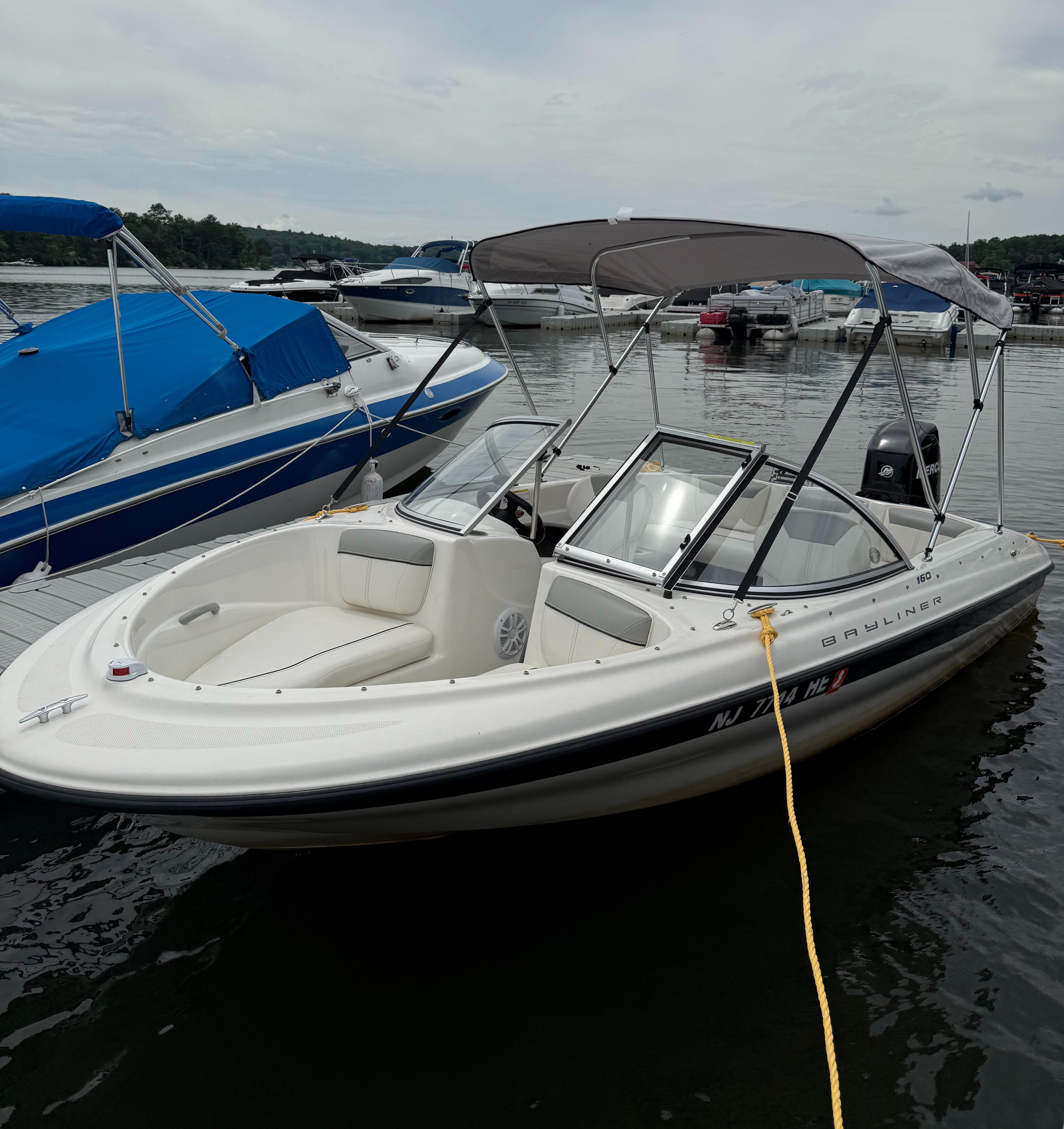 船検たっぷり 整備済み 愛媛県 2012y Bayliner 160 CAPRI ベイライナー160 バウライダー マーキュリー４スト６０馬力 5人乗り 油圧ステア！ ベイライナー カプリカプリ160 | 【中古艇ドットコム】 中古