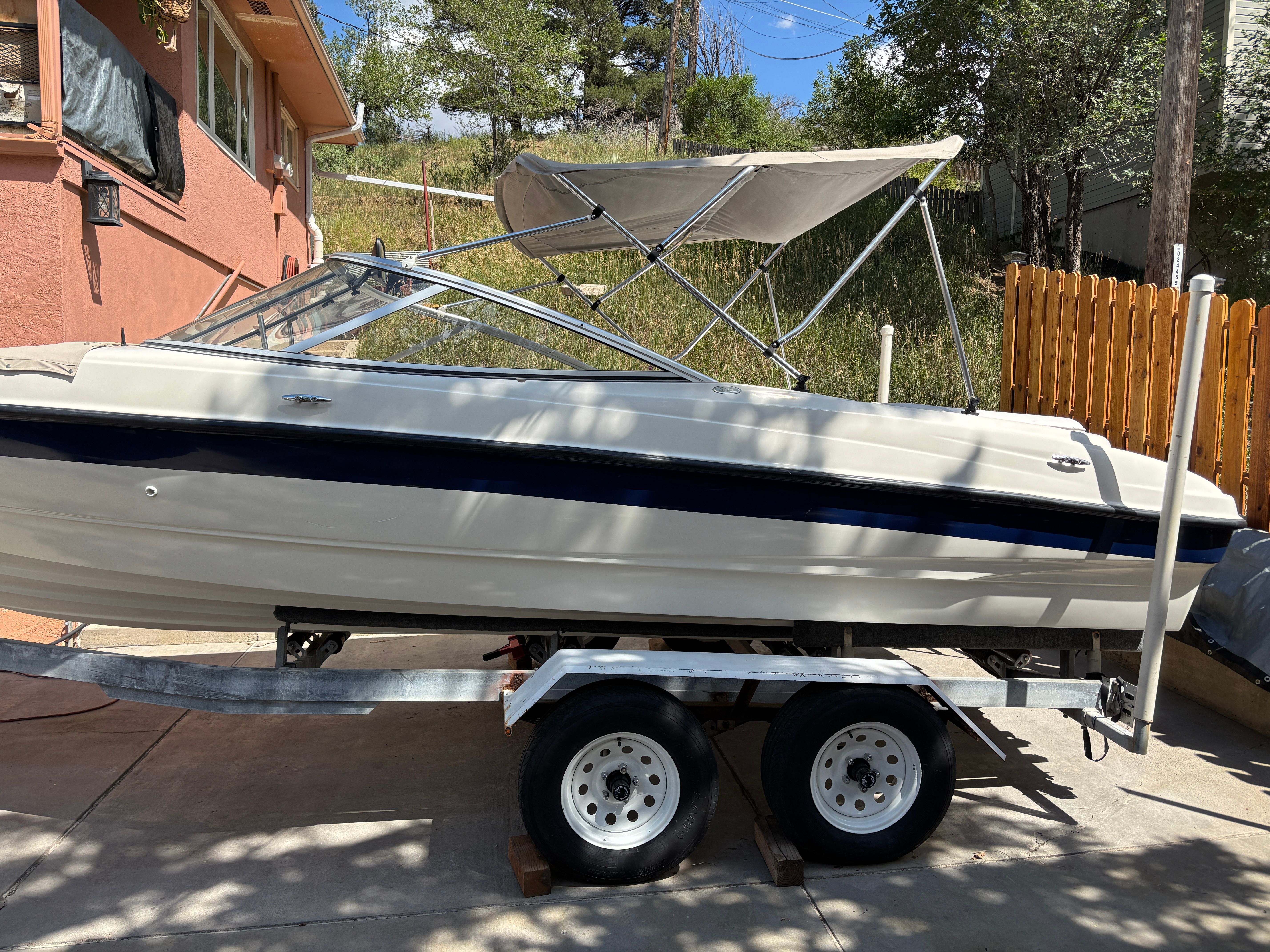 2003 Bayliner Runabout Series 205 BR