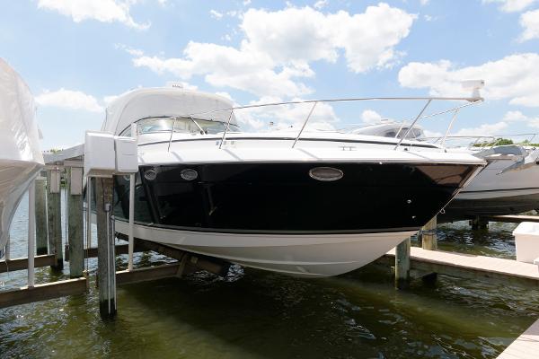 Rinker 390 Express Cruiser 2006 Rinker 390 Express Cruiser docked at marina.
