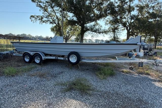 2025 SeaArk 2472 Workhorse