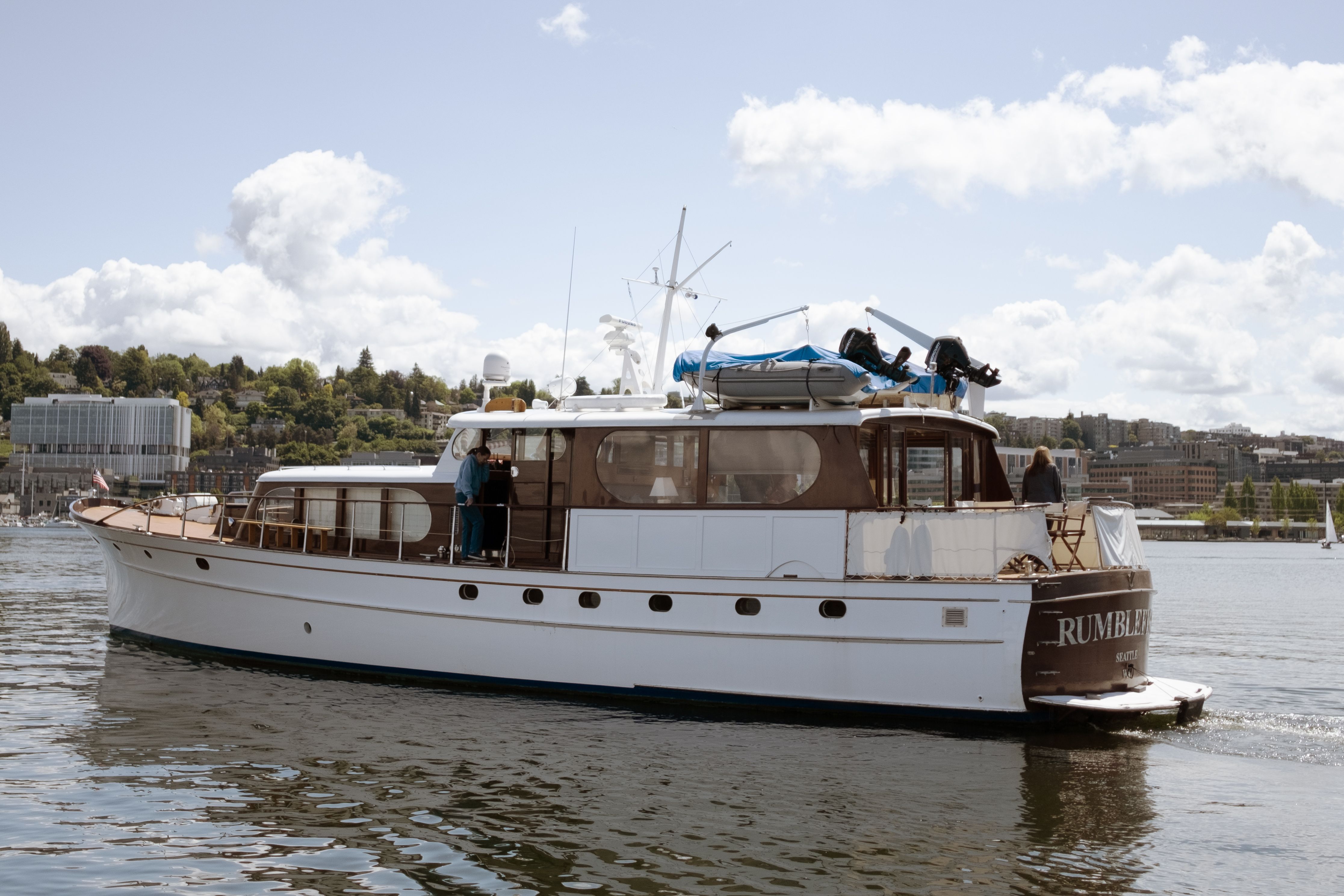 1954 Grebe Bridgedeck Cruiser
