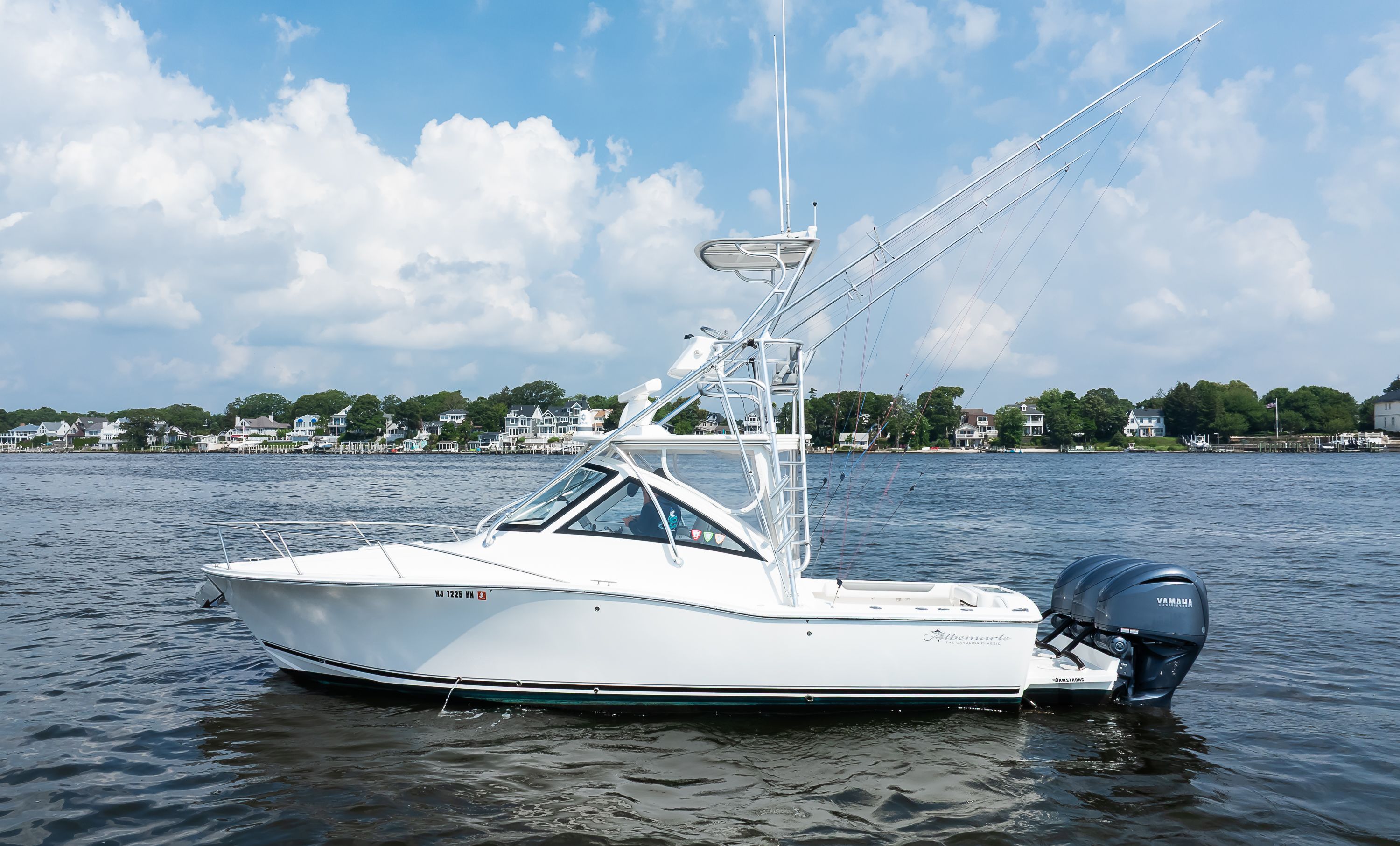 2022 Albemarle 30 Express