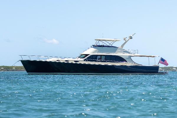 2026 Palm Beach Motor Yachts PB70