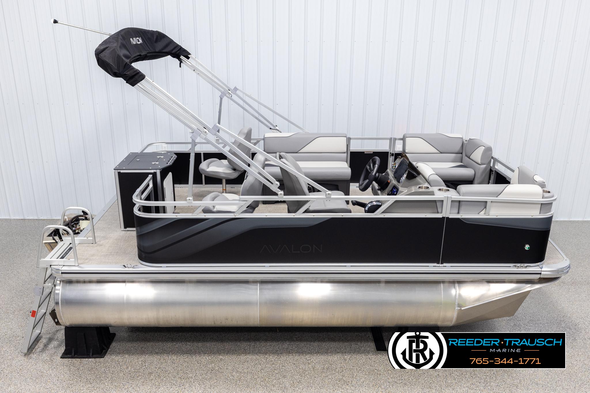 Avalon VEN RF 2025 Avalon VEN RF pontoon boat with sleek design and comfortable seating.