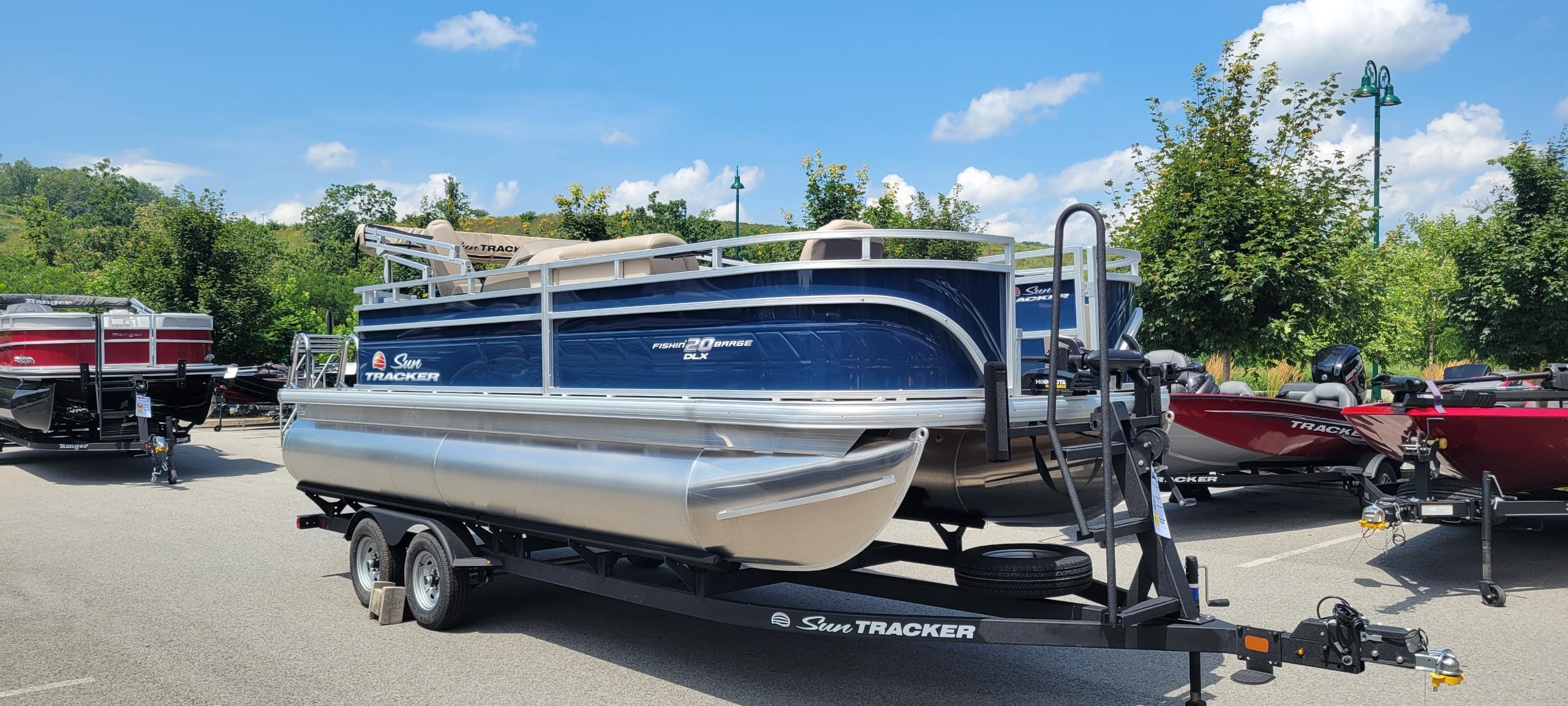 2025 Sun Tracker Fishin' Barge 20 DLX
