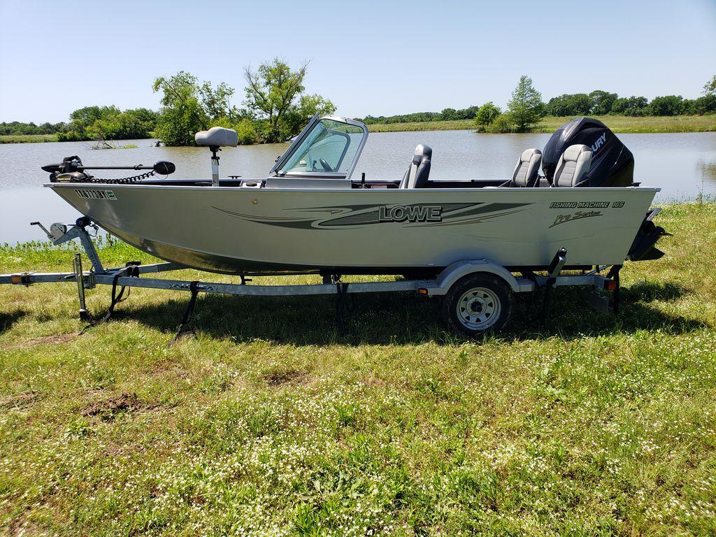 2013 Lowe Pro Fishing machine 165