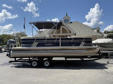2019 SunChaser Geneva 22
