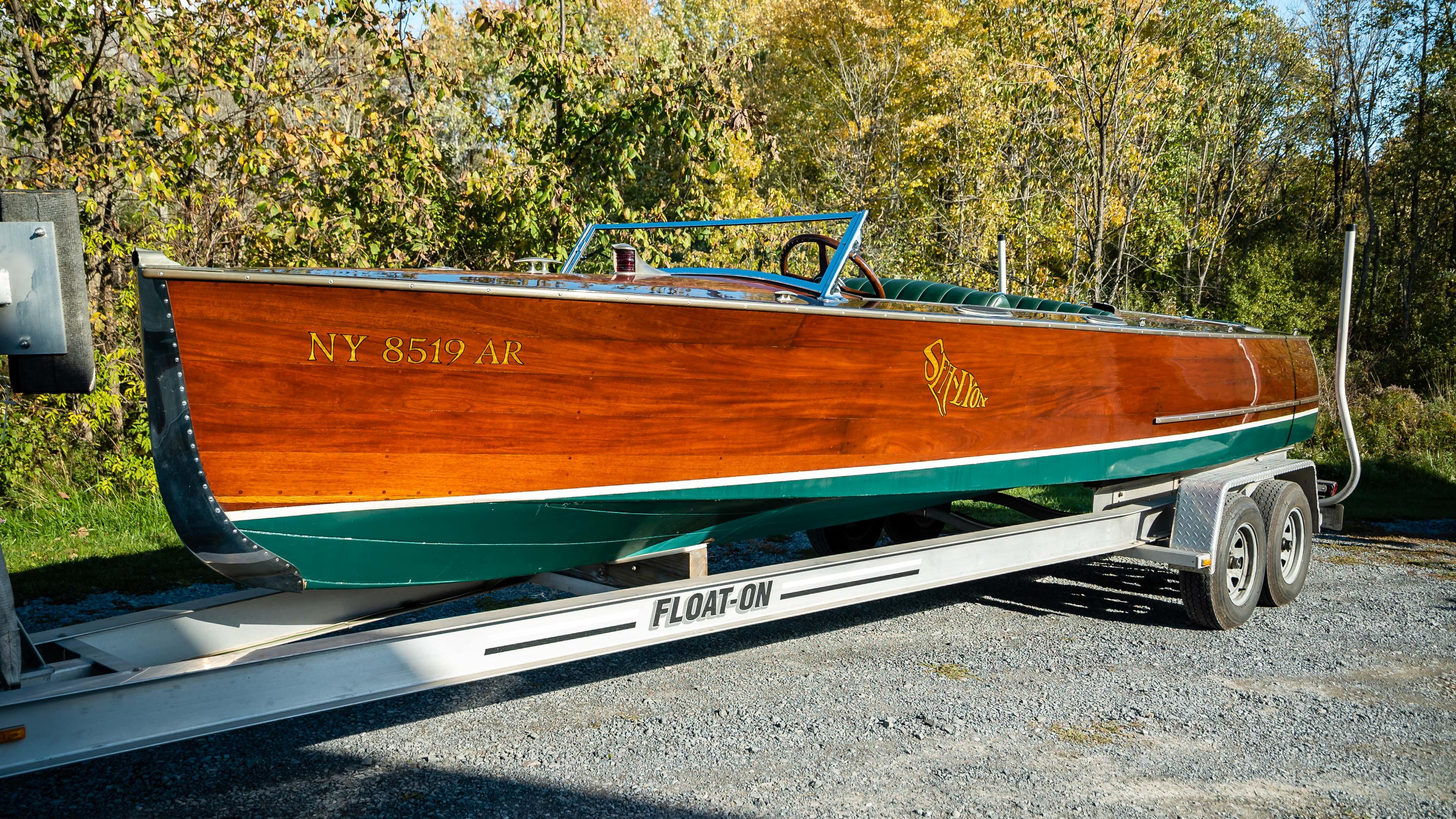 1930's Chris Craft Triple Cockpit Runabout Wooden Boat Model Replica