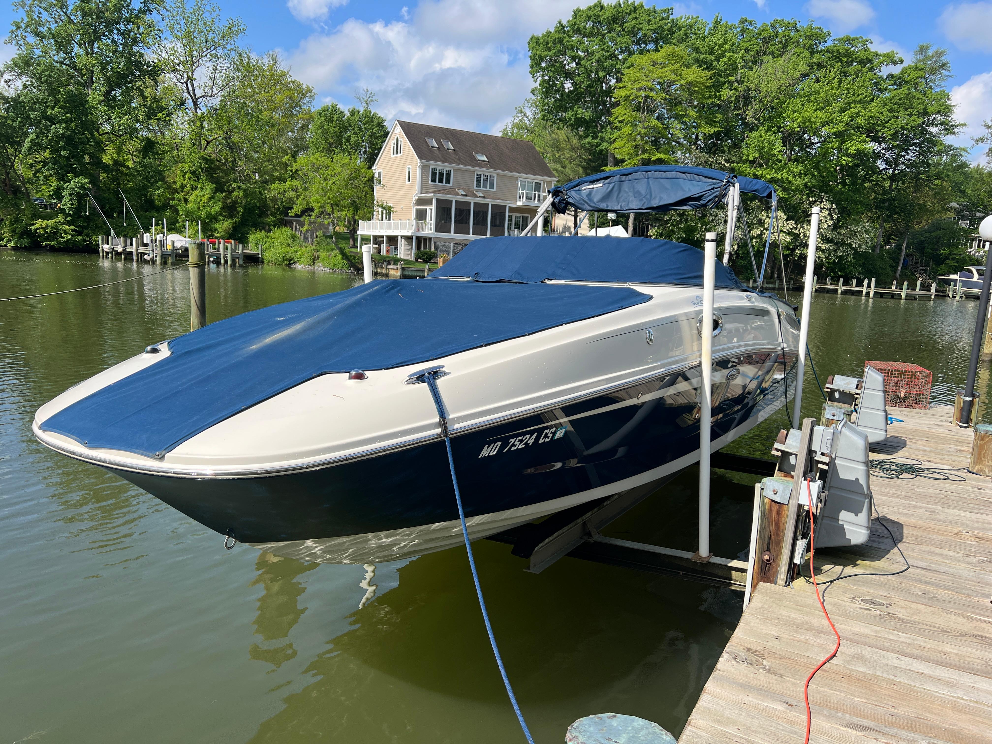 2010 Sea Ray 280 Sundeck