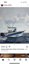 Boston Whaler 230 Outrage