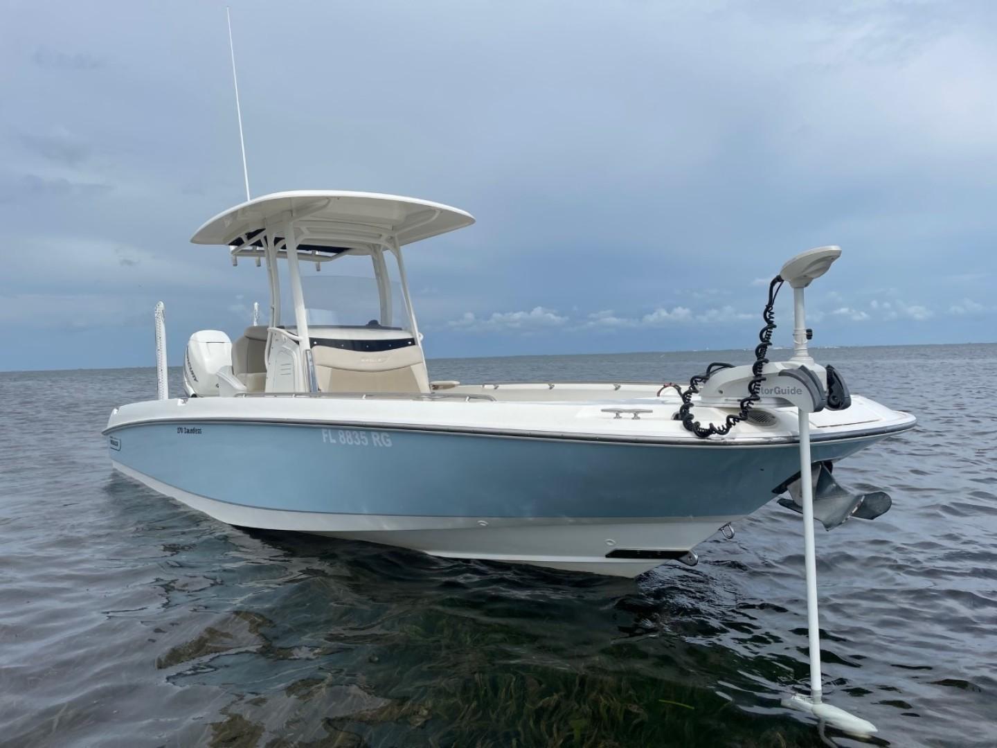 2017 Boston Whaler 270 Dauntless
