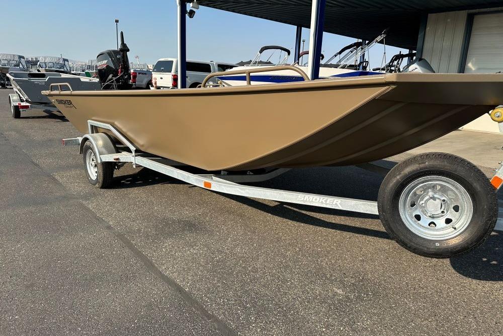 2025 Smoker Craft Sportsman Pro 1866