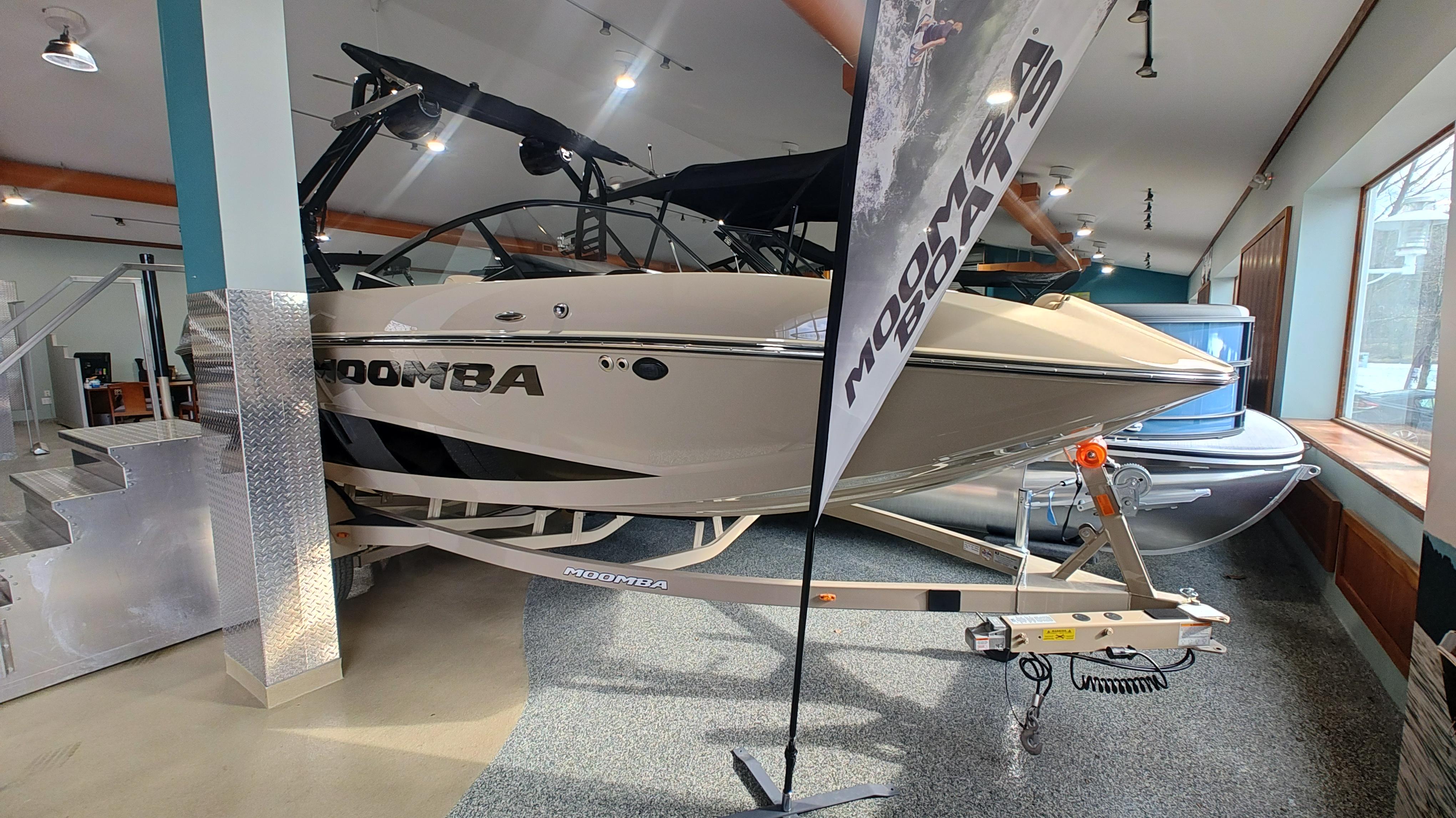 Moomba Mondo