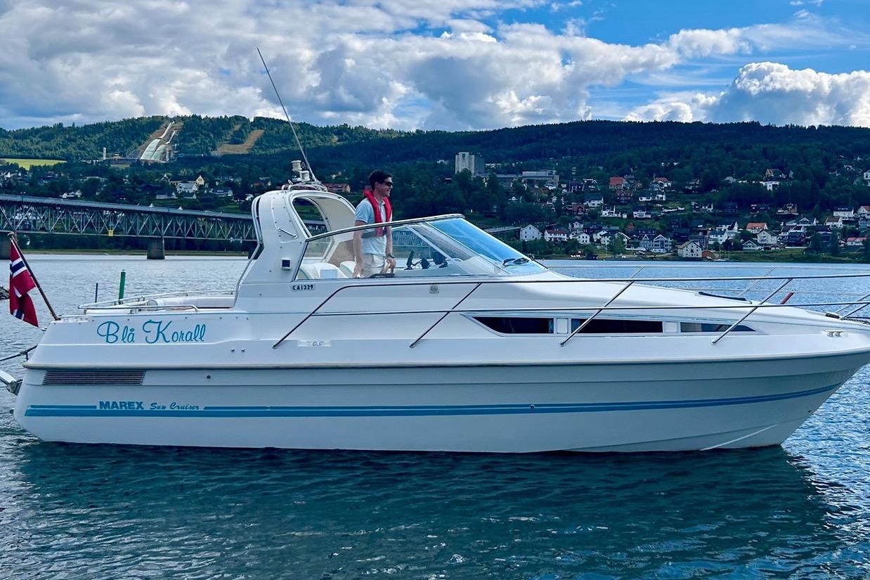 1996 Marex 290 Sun Cruiser