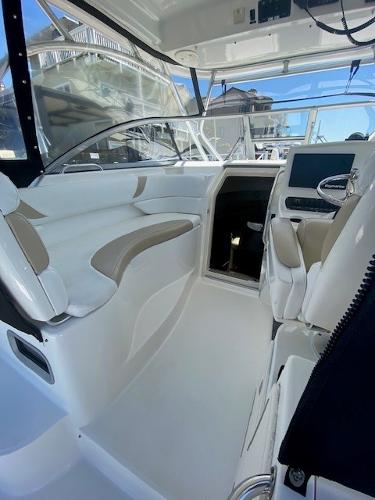 2006 Boston Whaler 305 Conquest