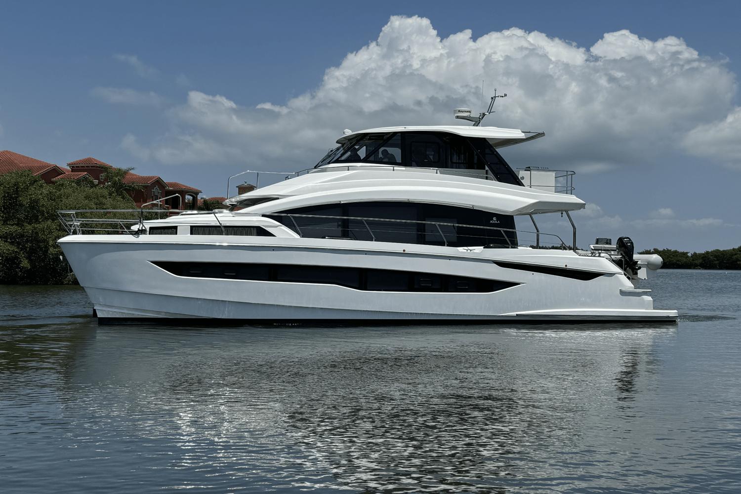 2024 Aquila 54 Yacht