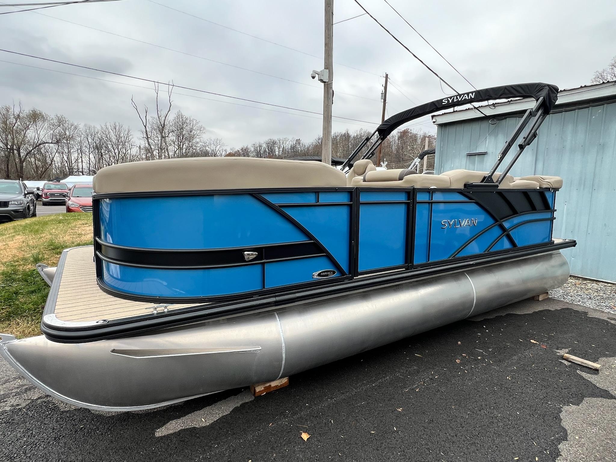 2025 Sylvan 8520 Cruise