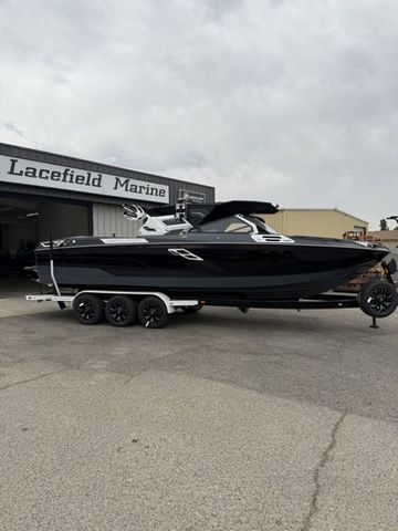 Centurion Ri265 2026 Centurion Ri265 boat on trailer at Lacefield Marine dealership.