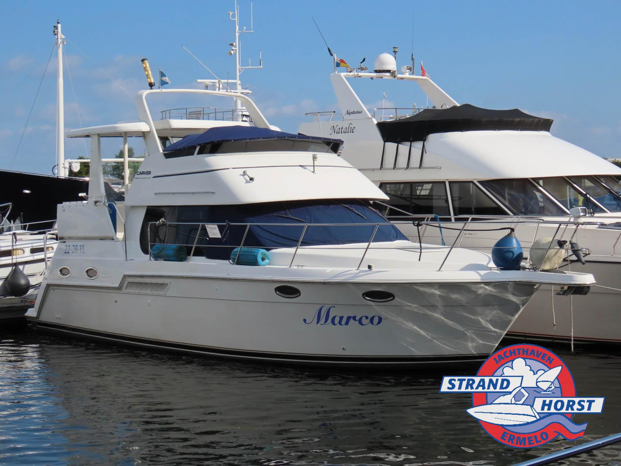 2001 Carver 356 Aft Cabin