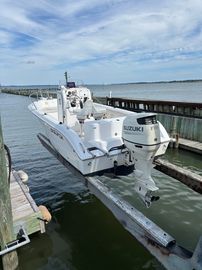 2004 Sea Fox 217 Center Console