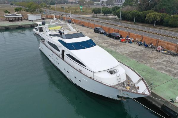 1996 Azimut 100 Jumbo