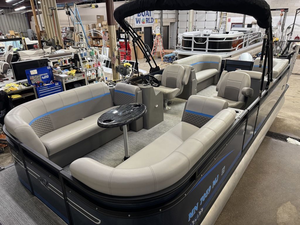 2023 Qwest Pontoons 822 E-Class RLS LT Pontoon