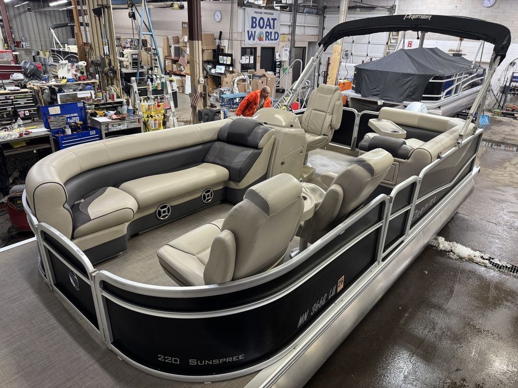 2018 Premier Sunspree 220 DL Pontoon