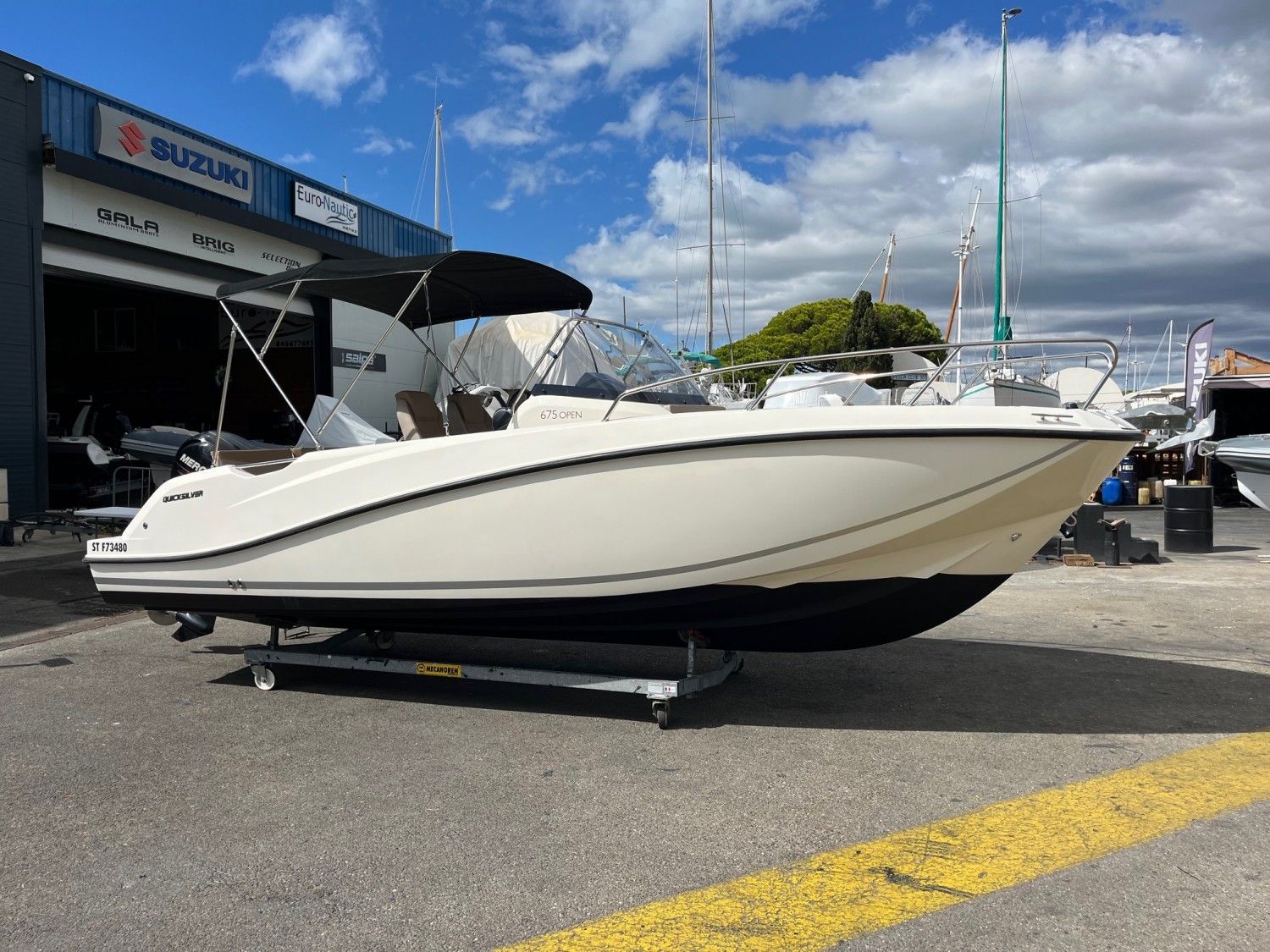 2018 Quicksilver Activ 675 Open