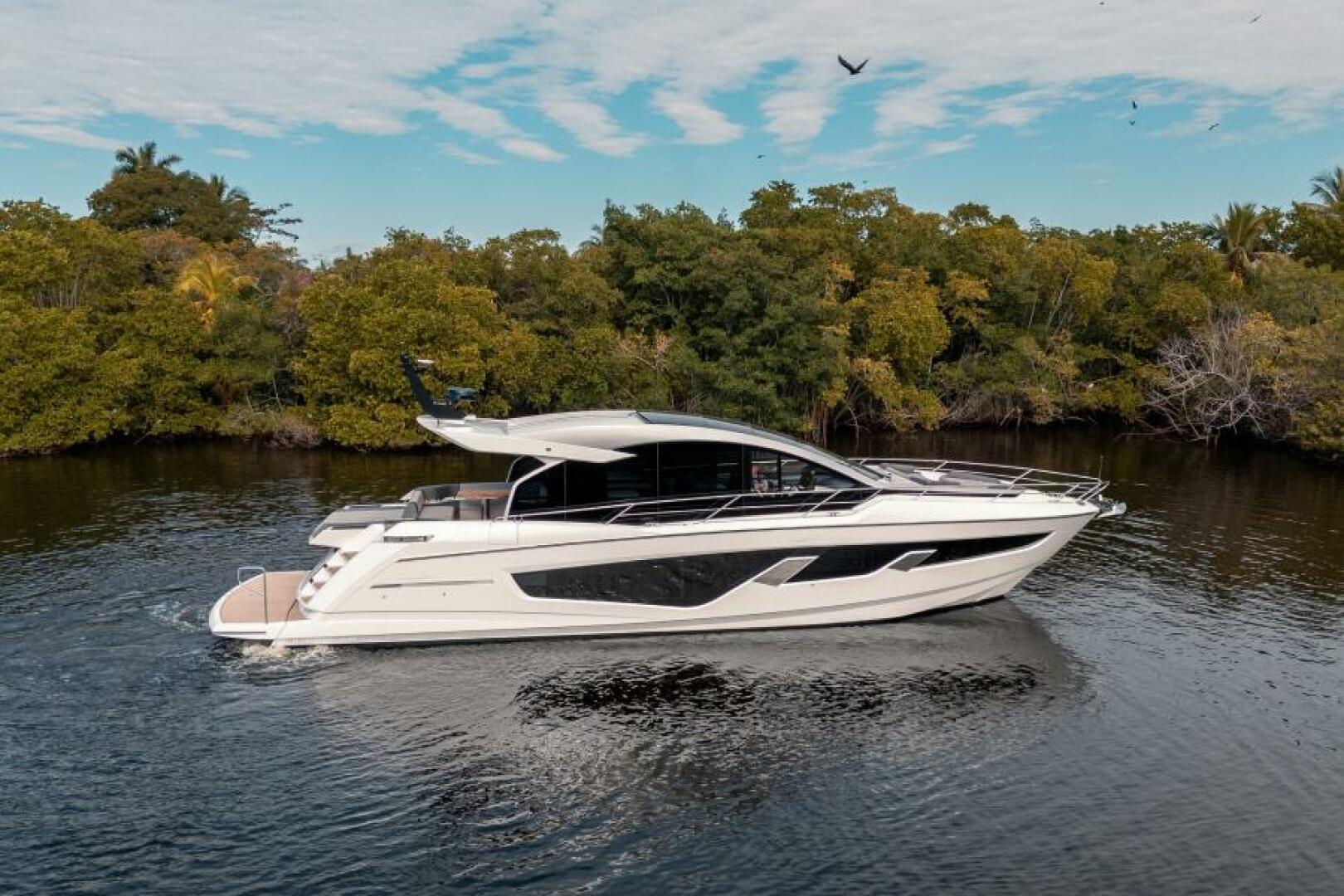 Sunseeker Predator 65 2026 Sunseeker Predator 65 - Image 1