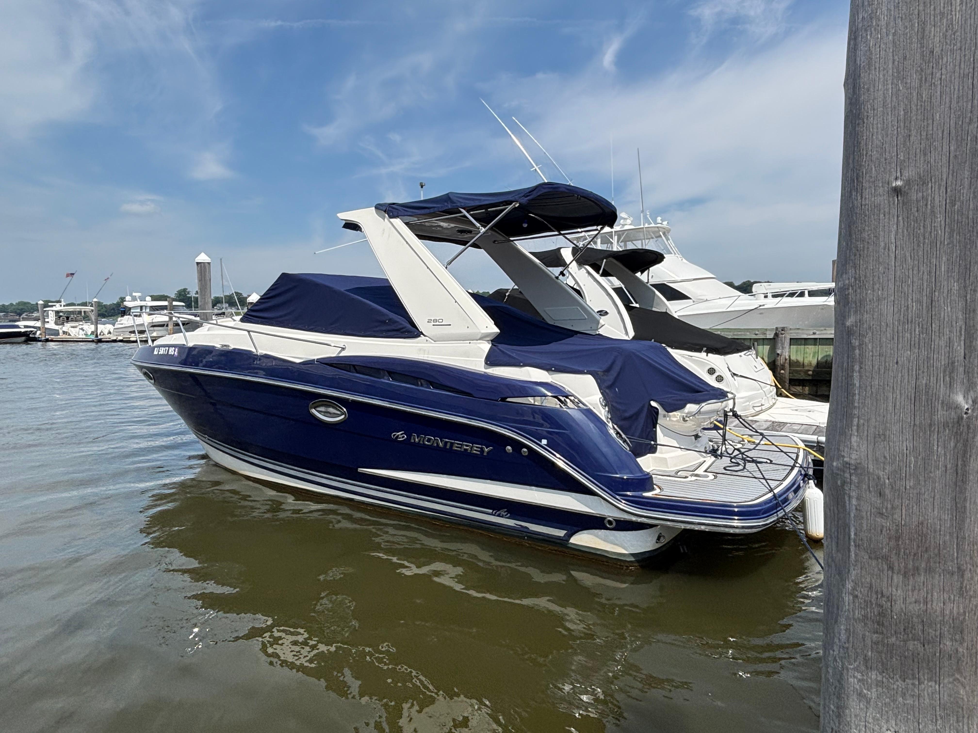 2013 Monterey 280 SCR