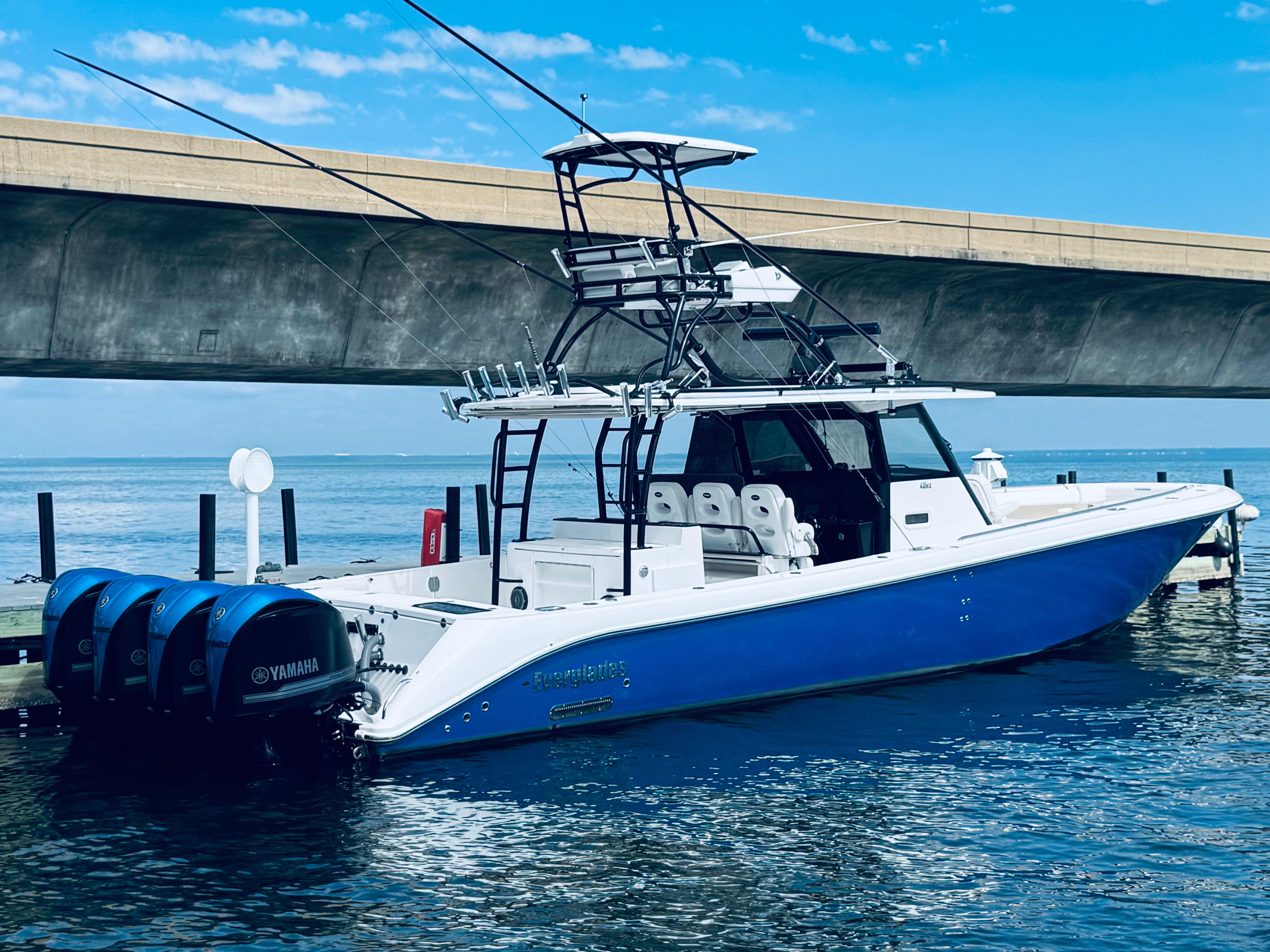2018 Everglades 435 CC