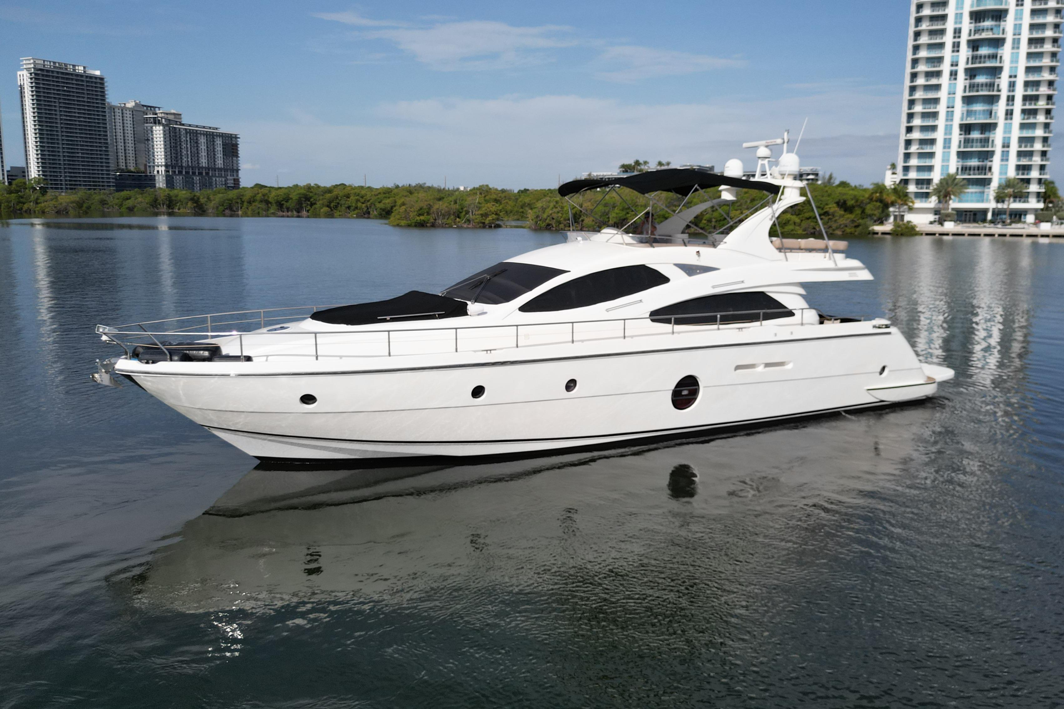 2006 Aicon Flybridge