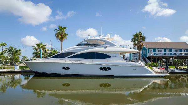 2007 Lazzara 74 MOTOR YACHT