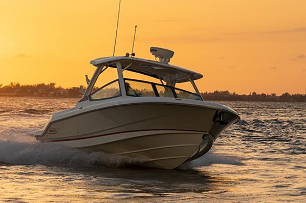 Boston Whaler 280 Vantage Manufacturer Provided Image