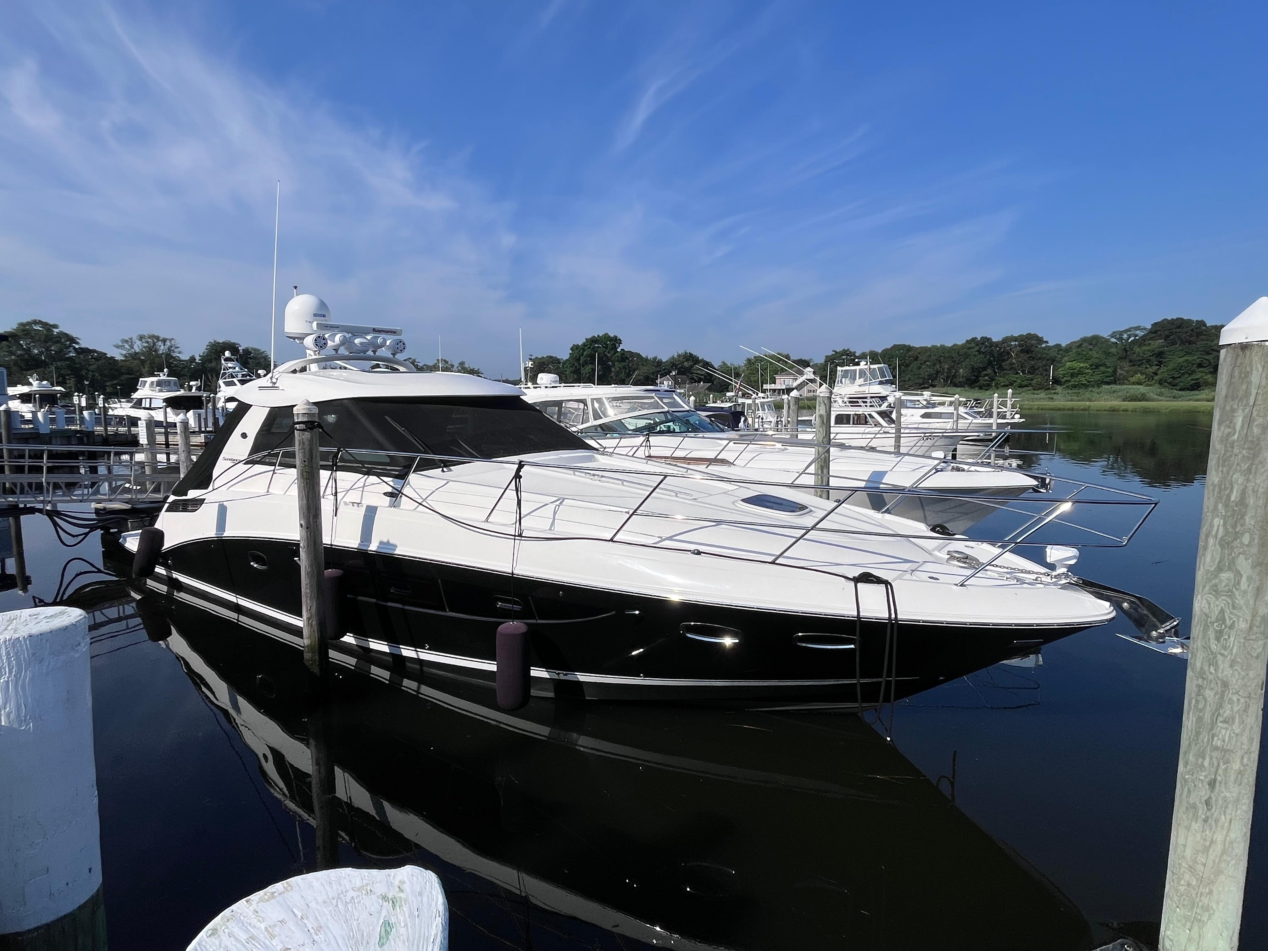 Sea Ray 450 Sundancer