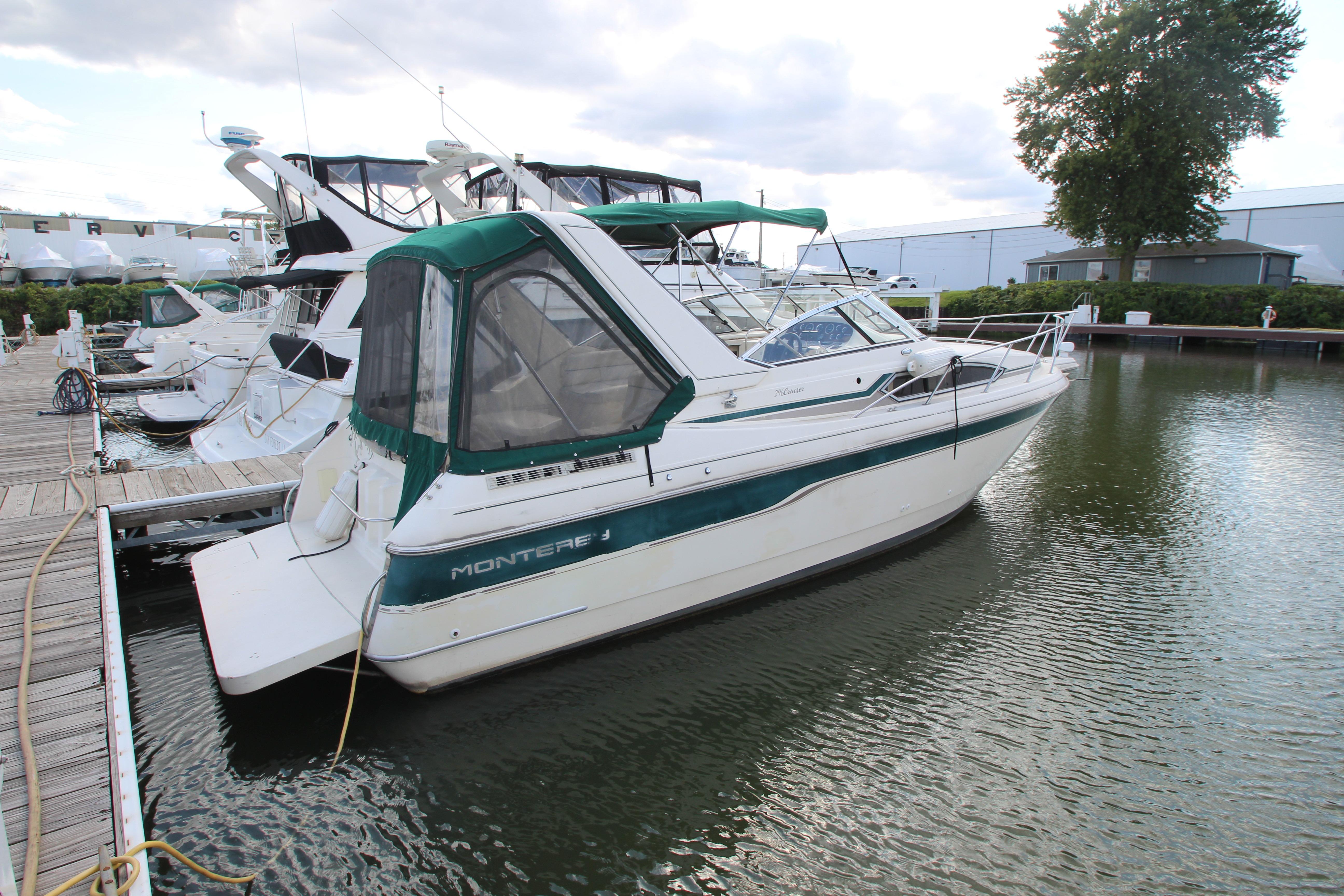 1996 Monterey 296 Cruiser