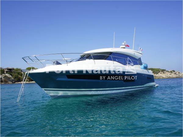2019 Prestige 460S
