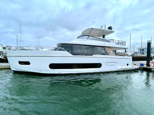 2024 Azimut Magellano 60
