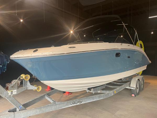 Sea Ray SDX 270 Outboard