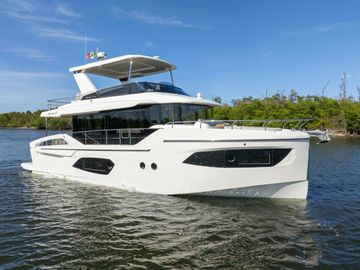 2026 Absolute Navetta 53