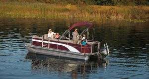 Bennington 22 SS