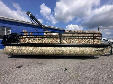 2025 Starcraft LX 22 F Mossy Oak Camo