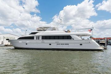 2004 Hatteras 100 Motor Yacht