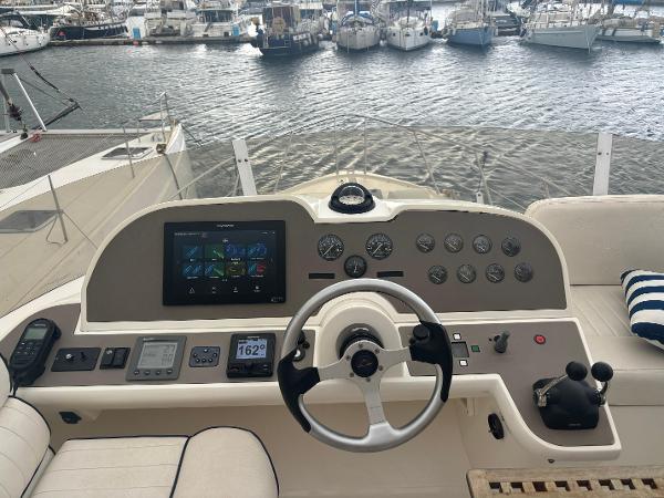 2004 Sealine F42/5