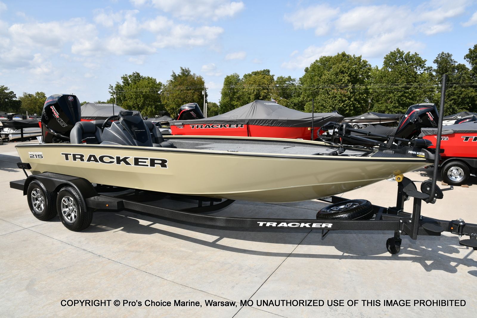 2026 Tracker Savage 215 w/200HP Mercury Pro-XS